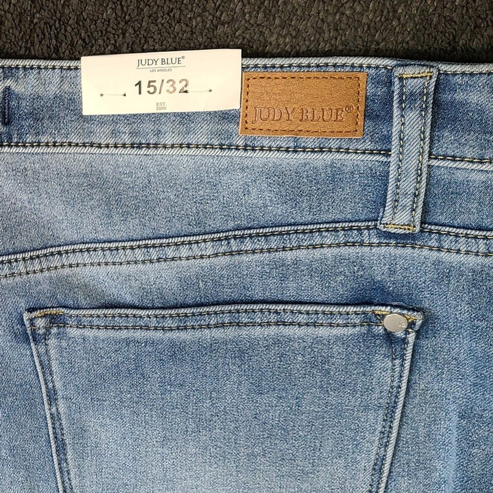 Judy Blue High Waist Boyfriend Jeans Thermadenim Undone Hem Womens size 15/32β - Picture 16 of 16